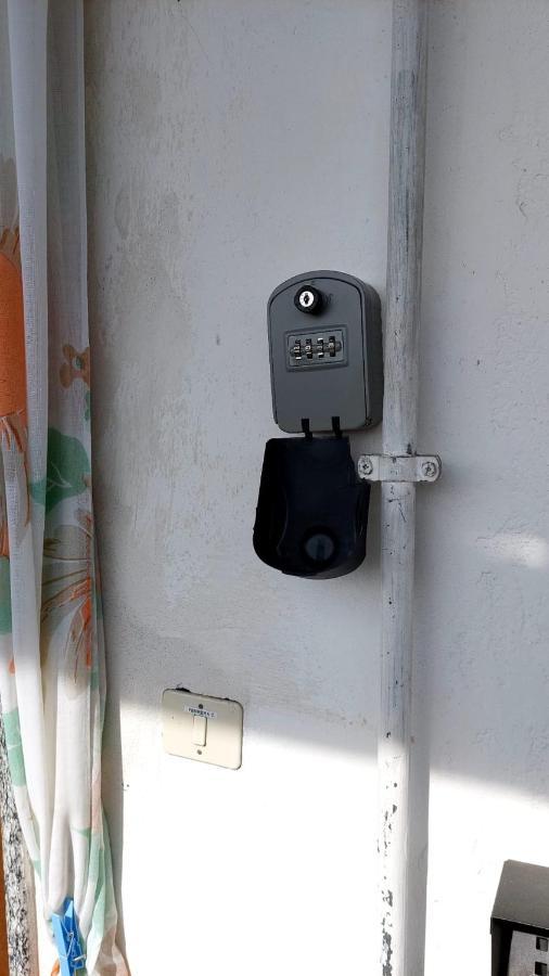 Affitti Brevi Ferrera Monolocale Ferrera 20 Minuti Da Rho Fiera E San Siro Apartment Bareggio Exterior photo